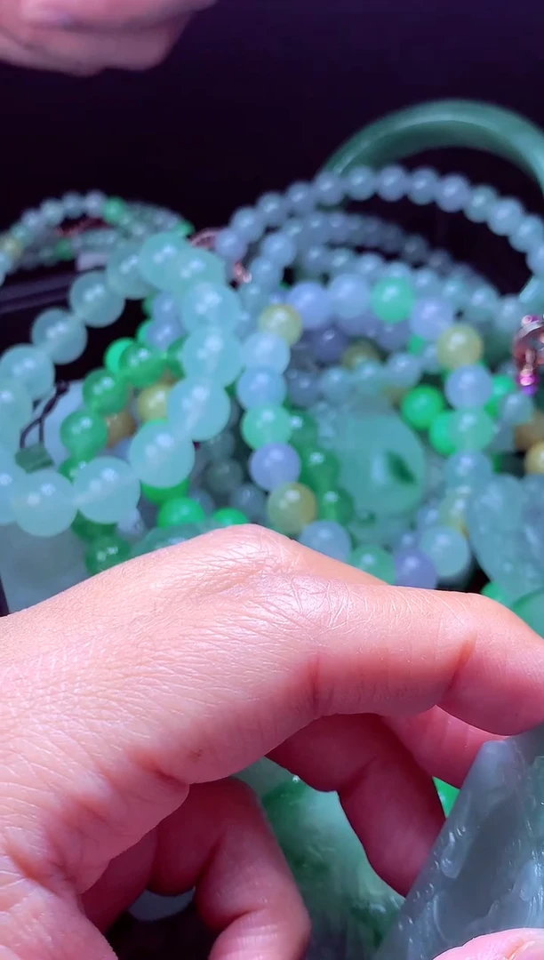 未镶嵌定制翡翠林*#翡翠毛货定制