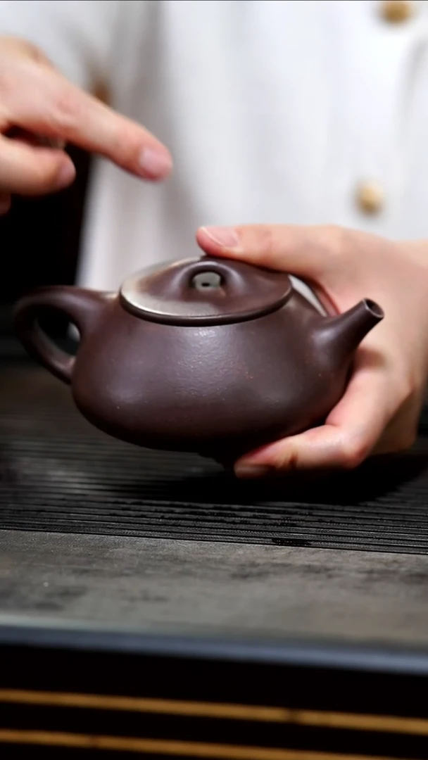 茶壶紫砂11-微瑕半手紫泥景舟230cc