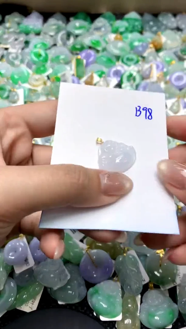 【闪购商品】翡翠颈饰18K金镶嵌1111111111111111