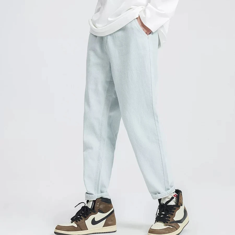 MT209  水洗浅色直筒牛仔裤