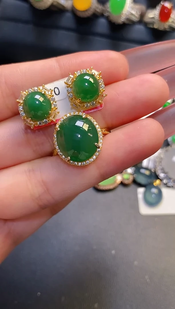 银S925镶嵌翡翠耳饰天然