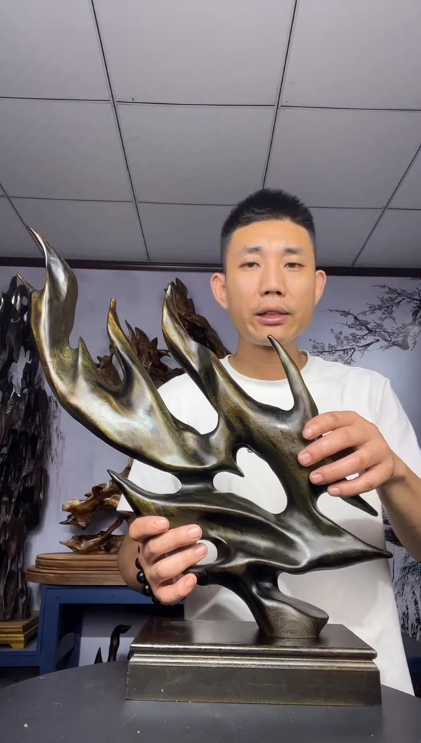 金丝楠木雕款明***好金丝楠木工艺品摆件