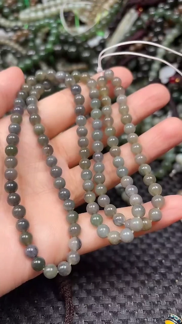 和田玉未镶嵌颈饰1