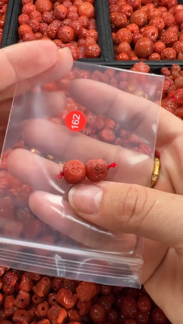 【闪购商品】南红玛瑙颈饰未镶嵌1
