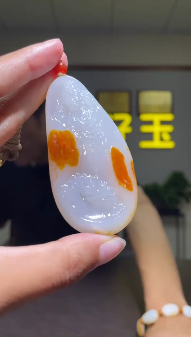 未镶嵌和田玉挂件落**根观音