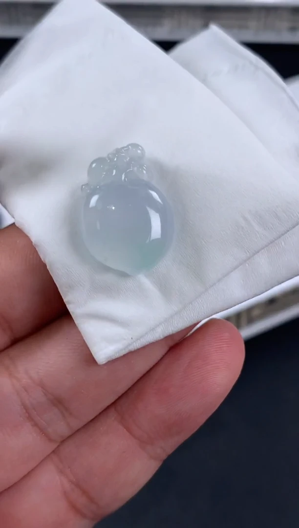 未镶嵌定制翡翠翡翠