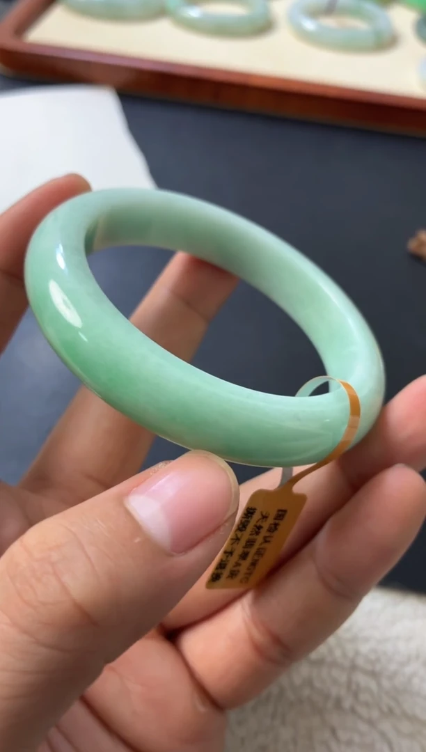 未镶嵌手镯翡翠万内五星推荐  28号   57-59圈口
