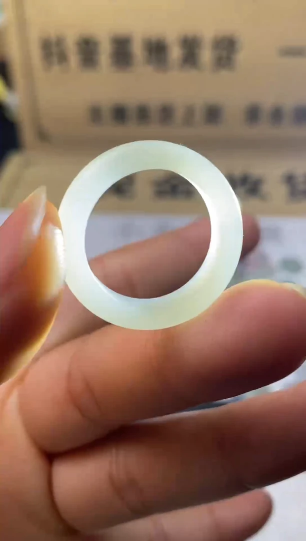 定制翡翠未镶嵌翡翠毛货发货发一个