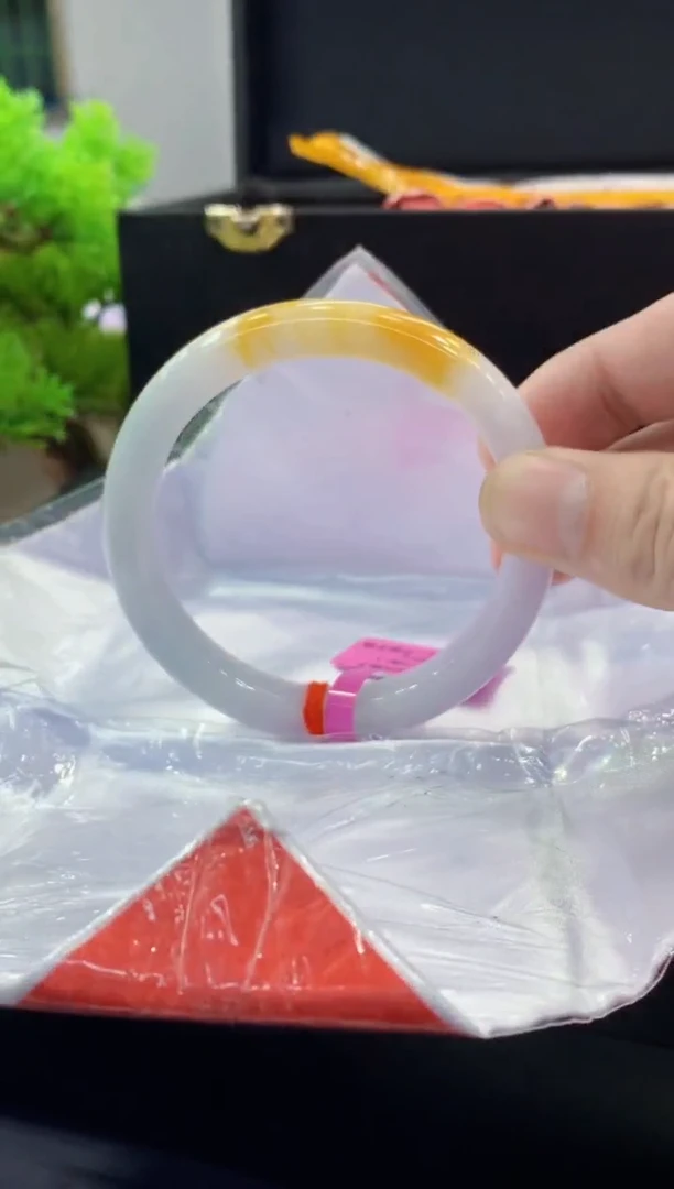 未镶嵌手镯翡翠翡翠手镯