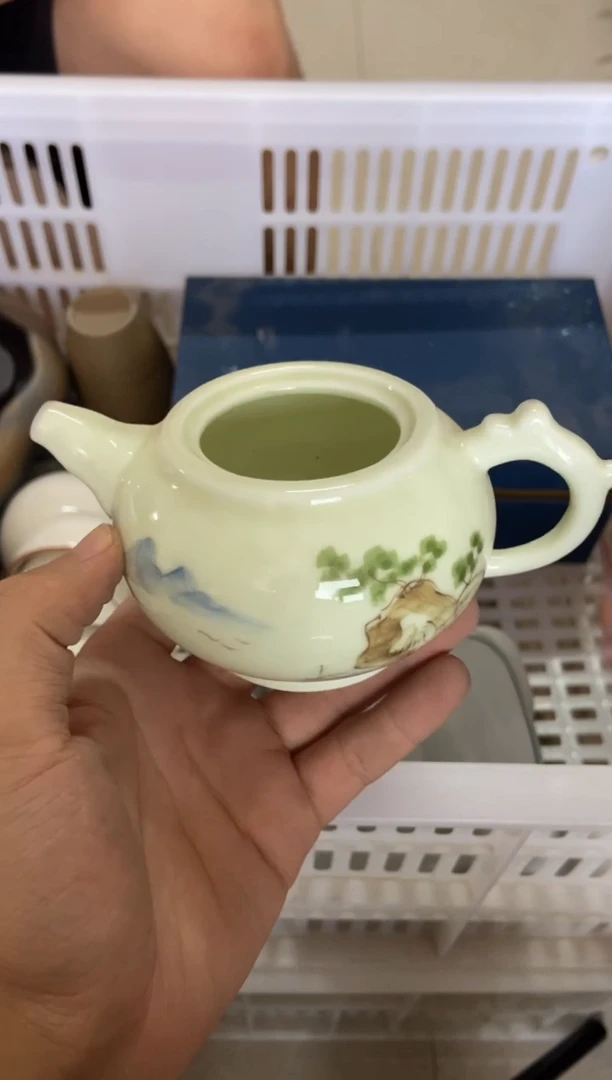 杯摄影的产品有使用过的痕迹有点脏介意勿拍