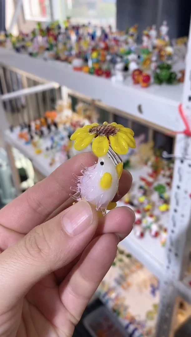 琉璃手工艺品刺猬顶花