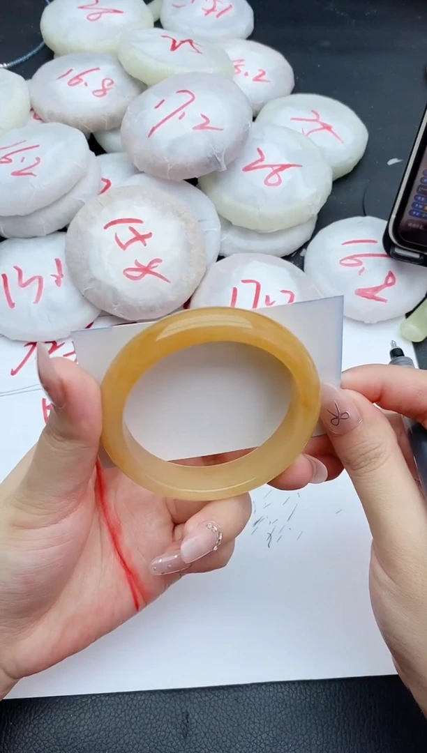 石英质玉手镯未镶嵌289+55/56