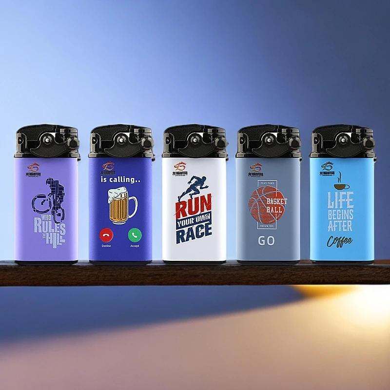 新款蓝焰防风打火机摇臂直冲充气耐用带盖高颜值家用复古礼盒装