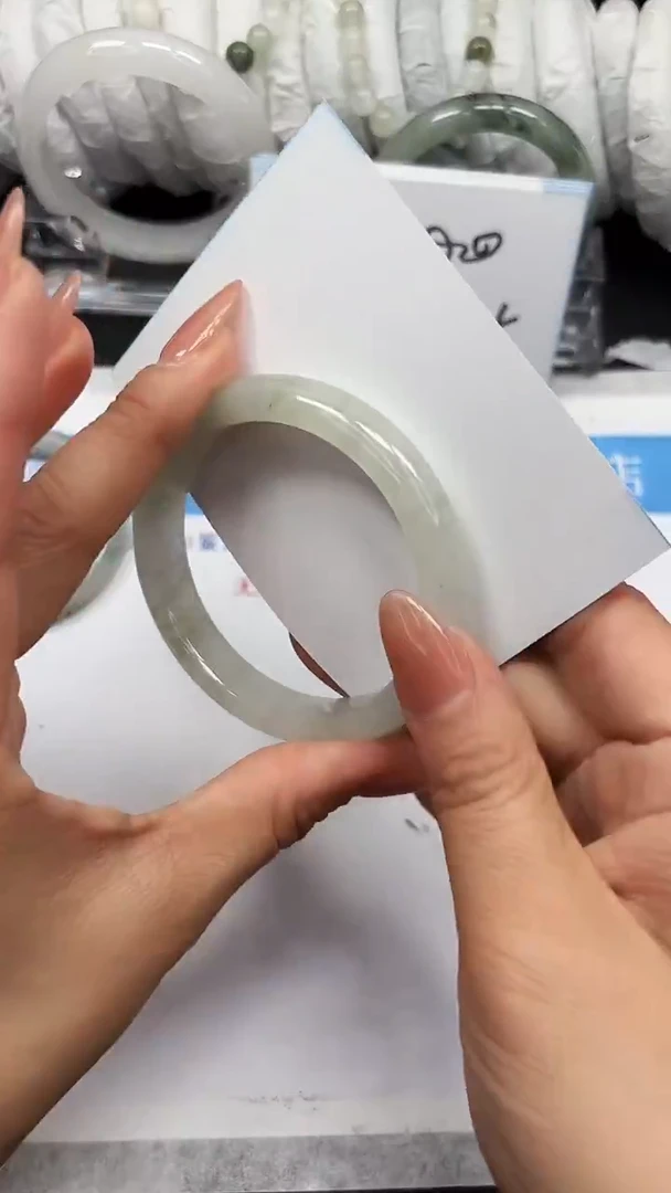 未镶嵌手镯石英质玉A115-55/56/57