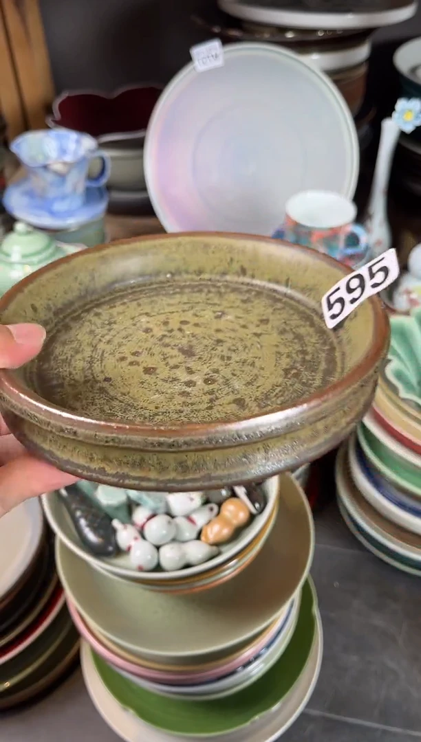 碗595  志野玻化鼓形壶承