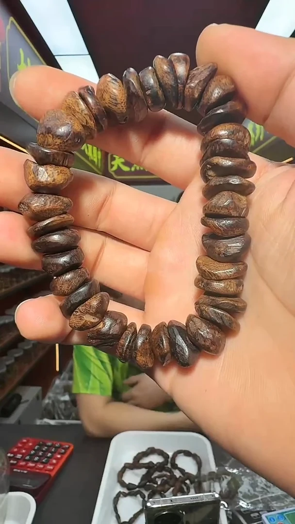 沉香手串31号包头随形单圈25g多样性发一