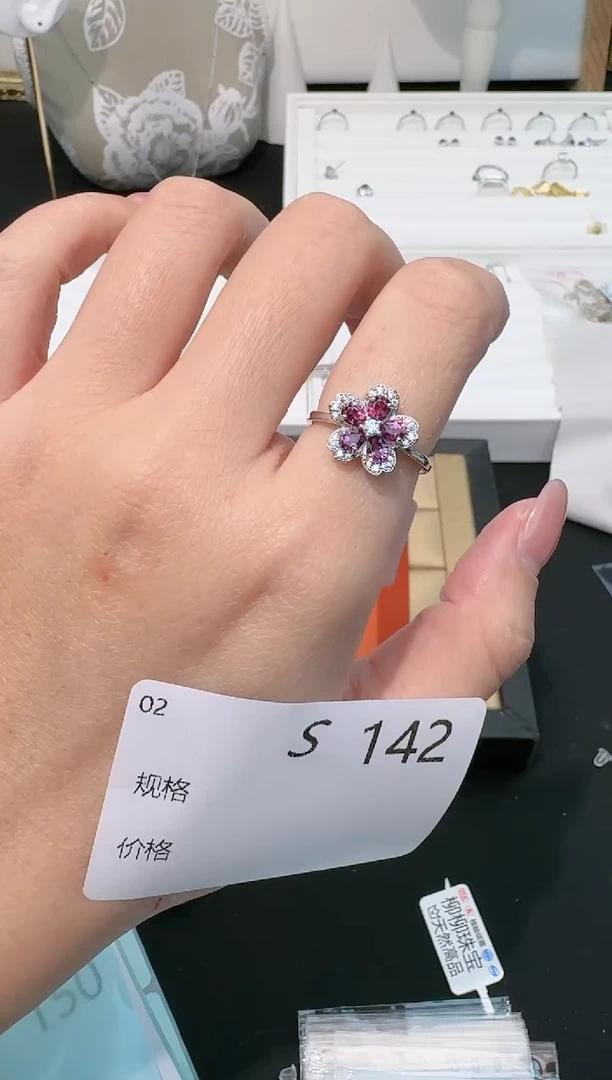 【闪购商品】石榴石戒指银S925镶嵌多样性发一S142