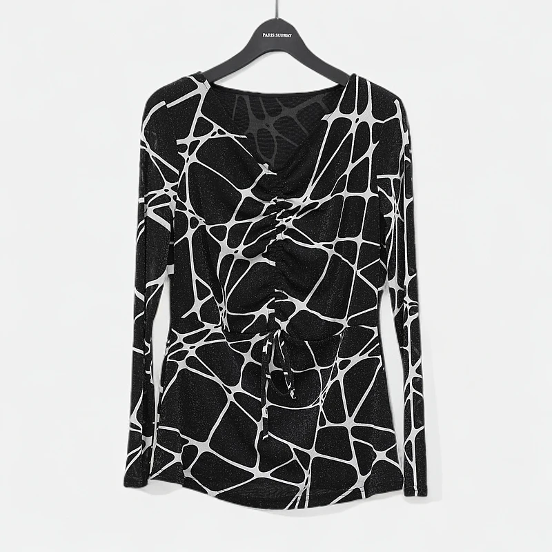 111421017长袖针织时尚休闲百搭黑色黑白印花T恤