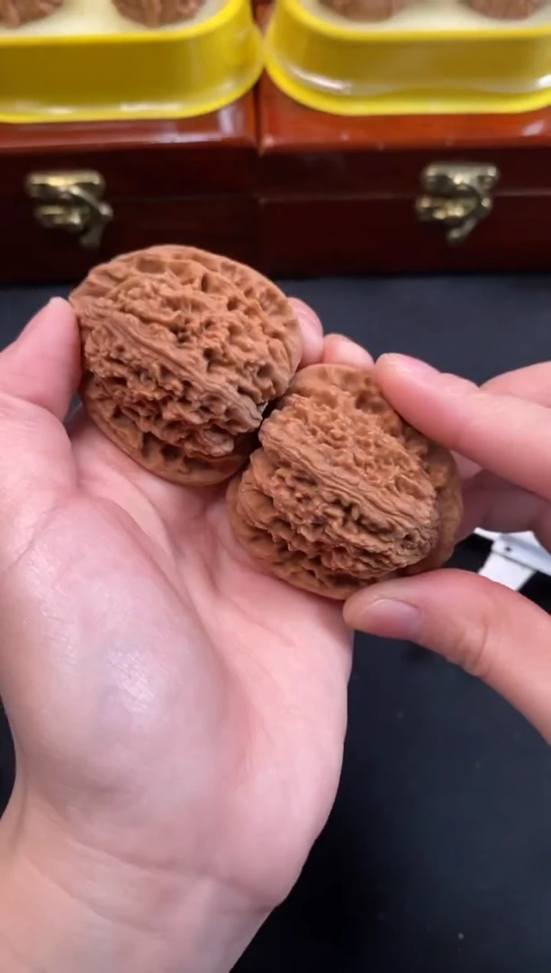 把件文玩核桃南疆石43尺c152