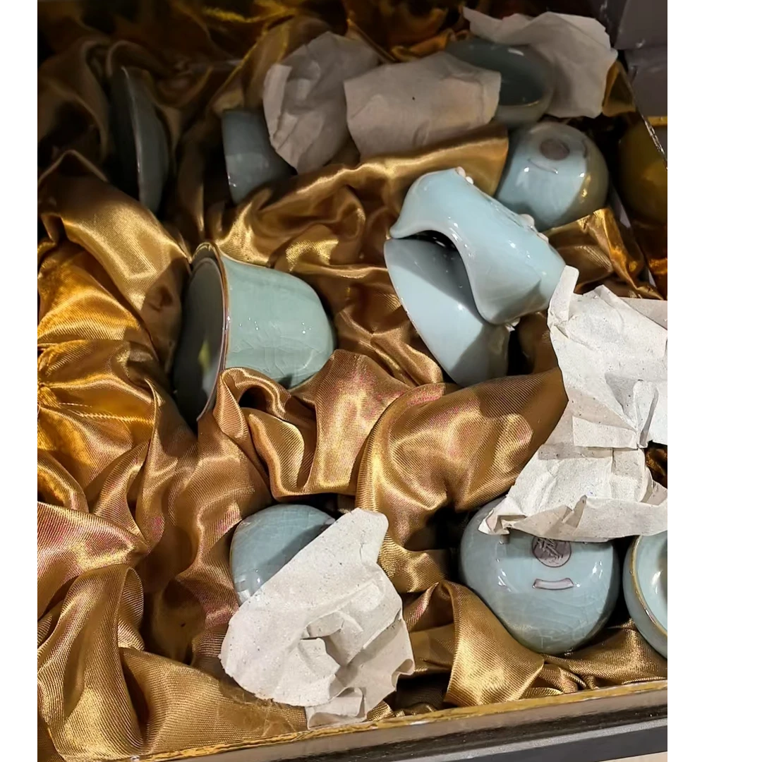 CI66茶壶水壶茶杯库存尾货餐桌（六楼）