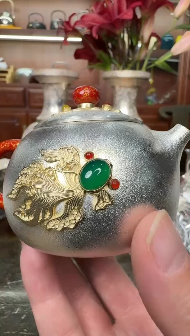 足银精工手工金鱼掐丝镶嵌大漆把手泡茶壶