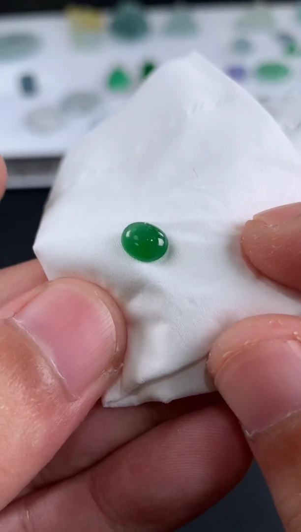 未镶嵌定制翡翠?****?翡翠