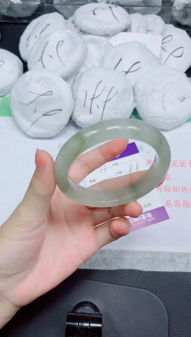 石英质玉手镯未镶嵌38-55