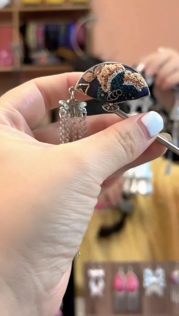 织绣艺枝独绣手工饰品232