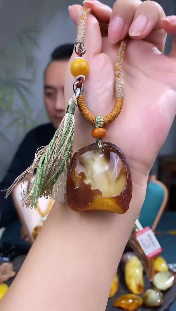 裸石琥珀未镶嵌 全国 包邮