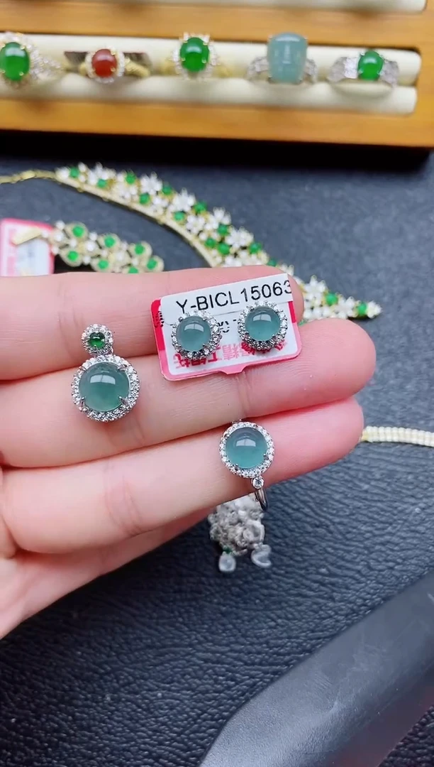 银S925镶嵌戒指翡翠1