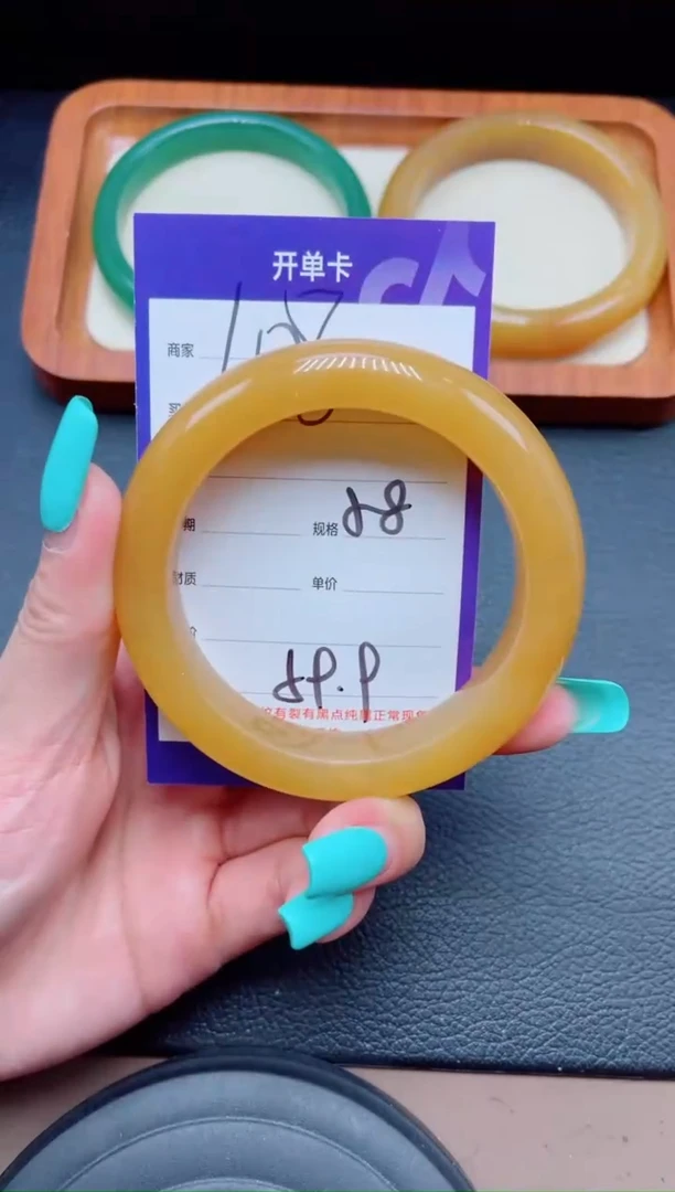 未镶嵌手镯石英质玉108-58