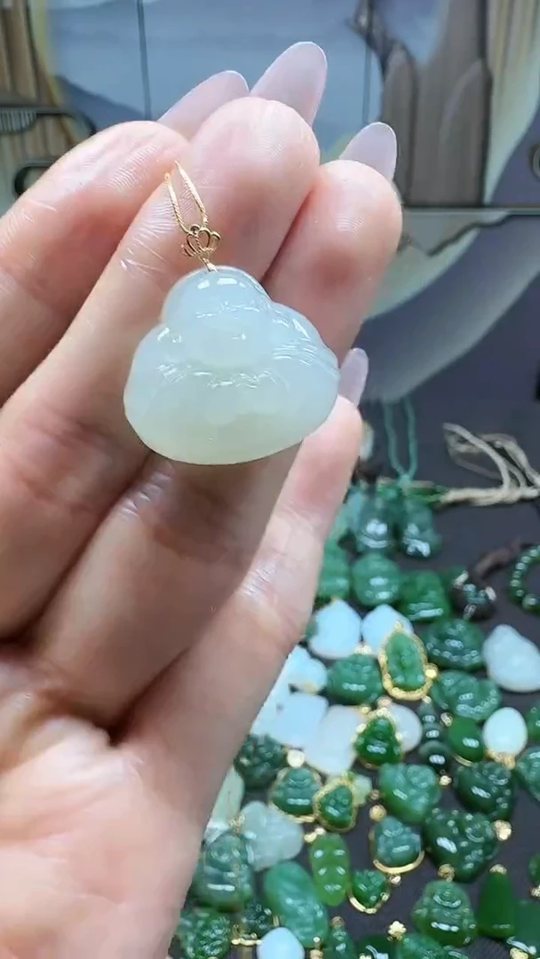 和田玉18K金镶嵌吊坠(不含链)1