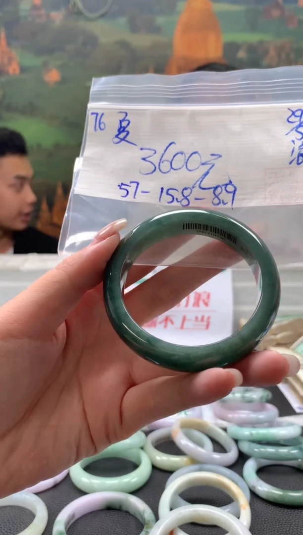 翡翠手镯未镶嵌翡翠手镯 下单联系小耳机#76