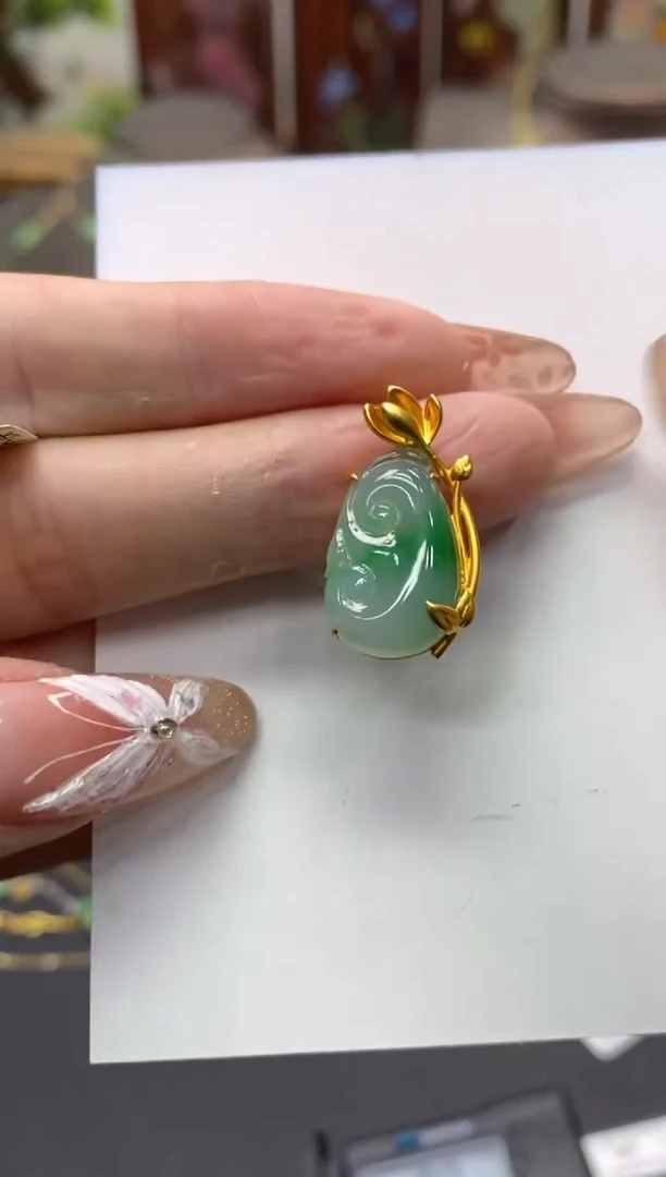 【闪购商品】翡翠颈饰18K金镶嵌净货110764