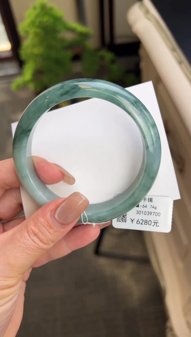 翡翠手镯未镶嵌60.2  绿色