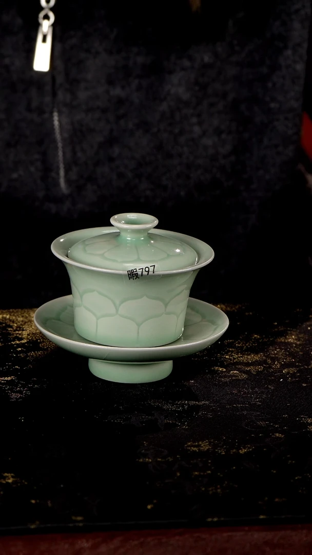 杯微微瑕797  马蹄盖碗100ml