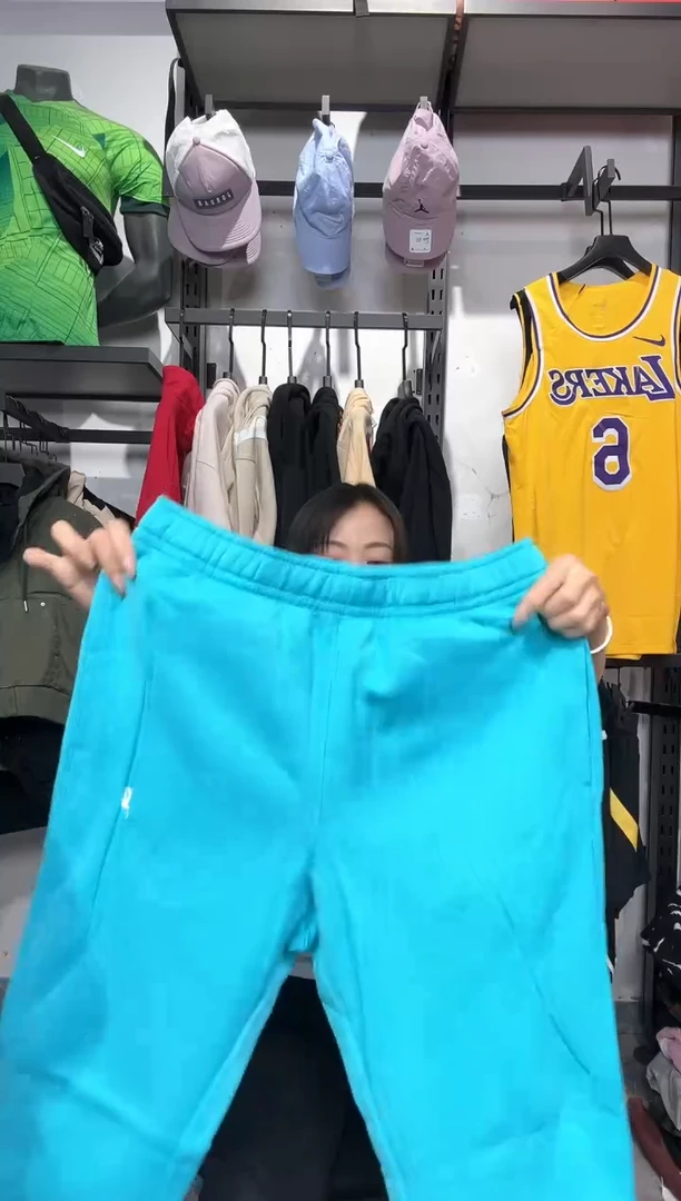 1437    编码 瑕疵款直播间过款为准 尺码 L