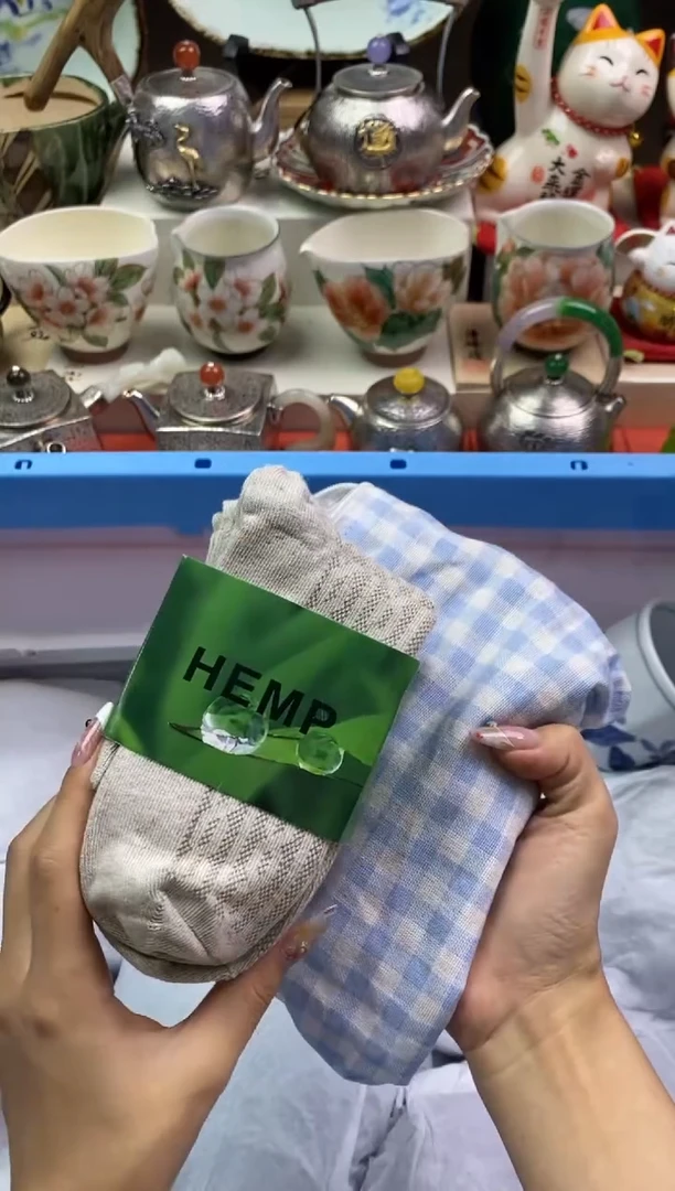 【闪购商品】瓷片隆莲瓷器欢迎大家