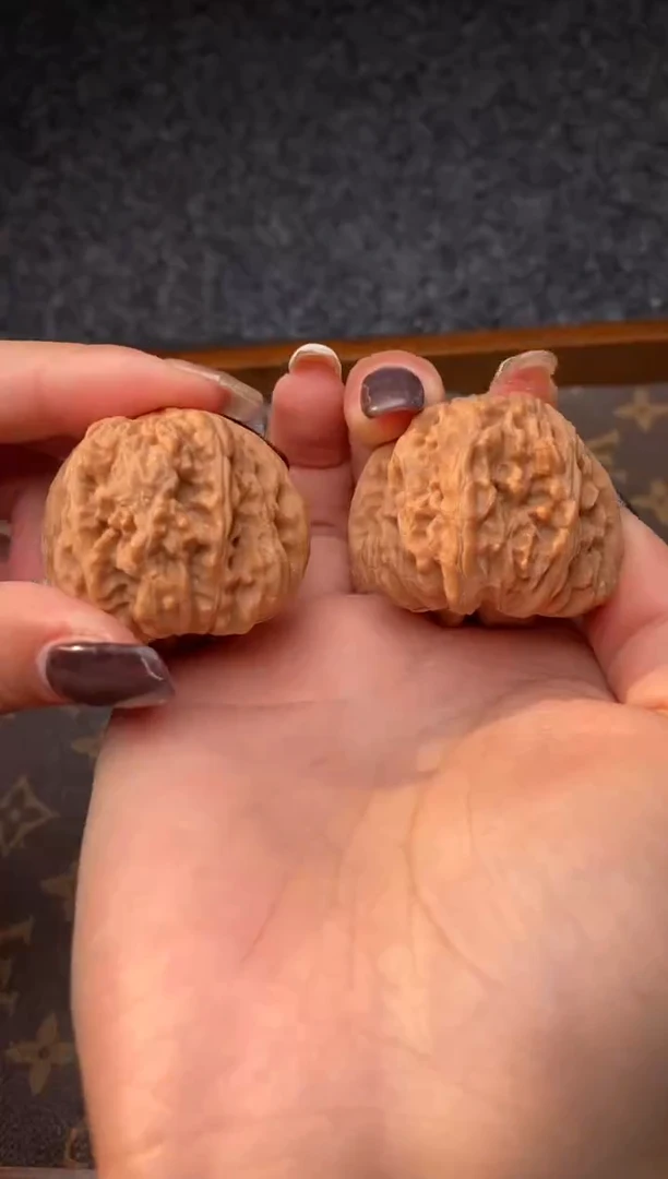 把件文玩核桃b326号42尺凹底