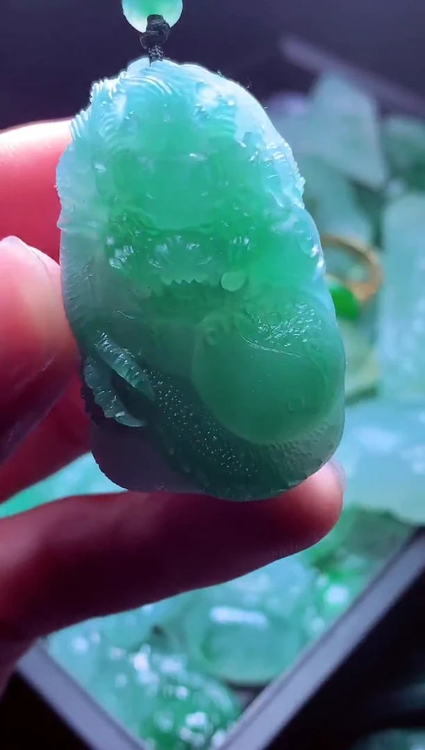 未镶嵌定制翡翠齐****#毛货翡翠定制