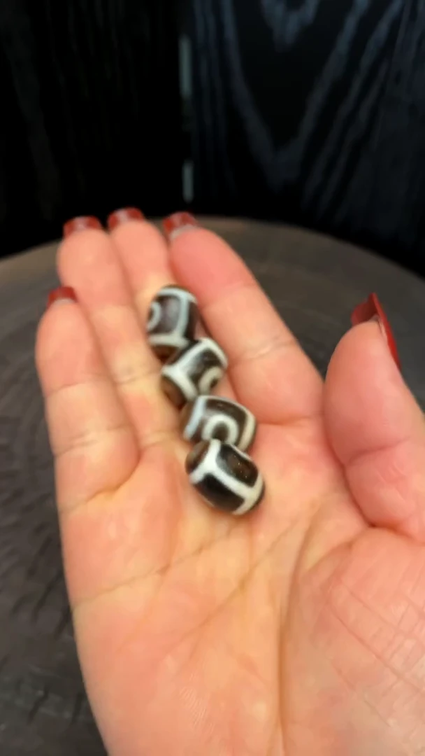 玛瑙/玉髓颈饰未镶嵌二Y 多样性发其一