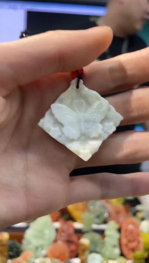 【闪购商品】岫玉吊坠未镶嵌·