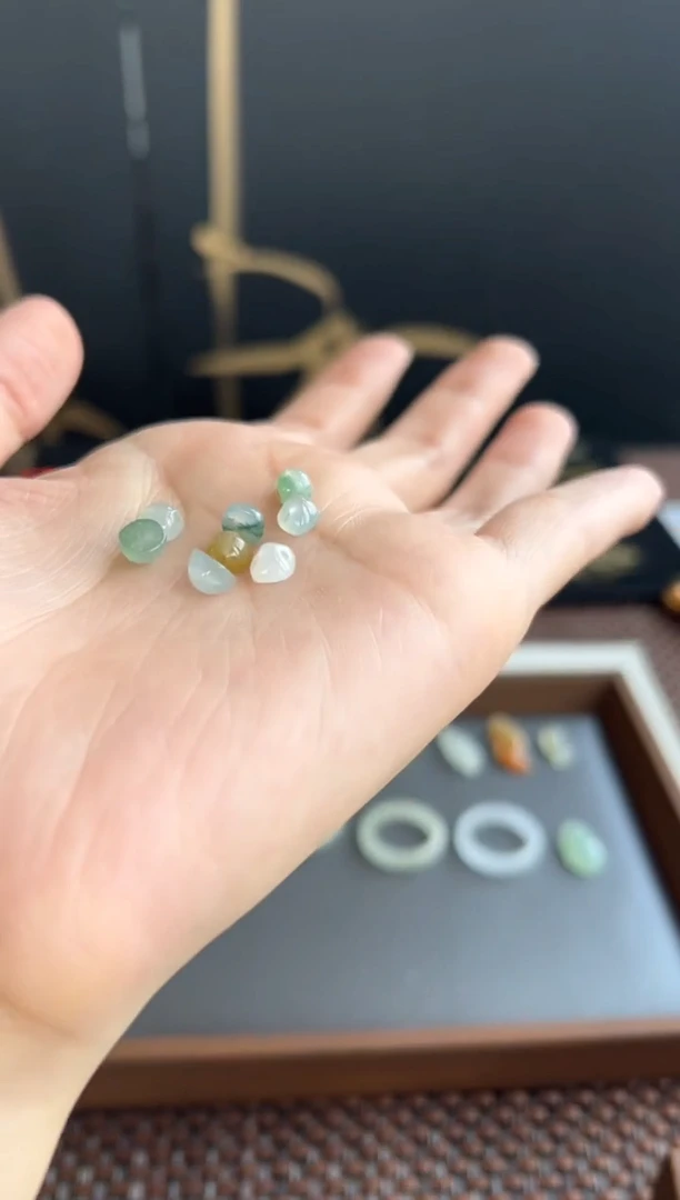 颈饰未镶嵌翡翠320买断多样性发一