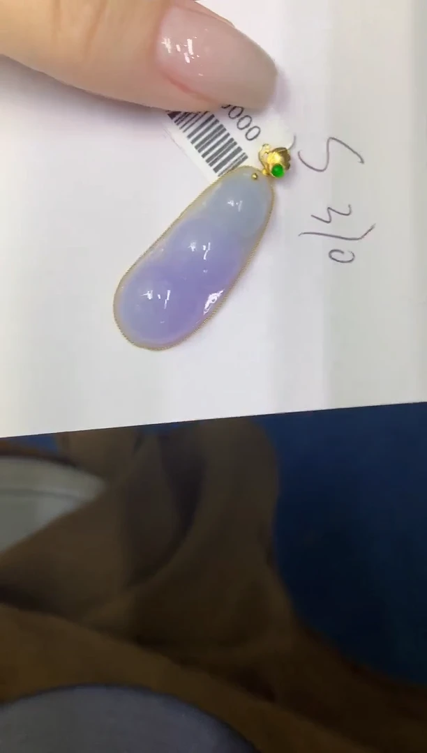 翡翠18K金镶嵌颈饰缅甸天然翡翠A货