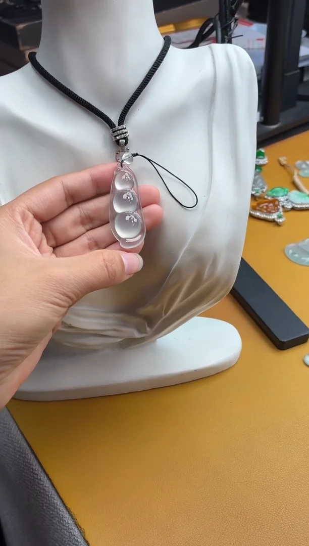 吊坠(不含链)未镶嵌翡翠34 豆子 45.4 18.2 8.7