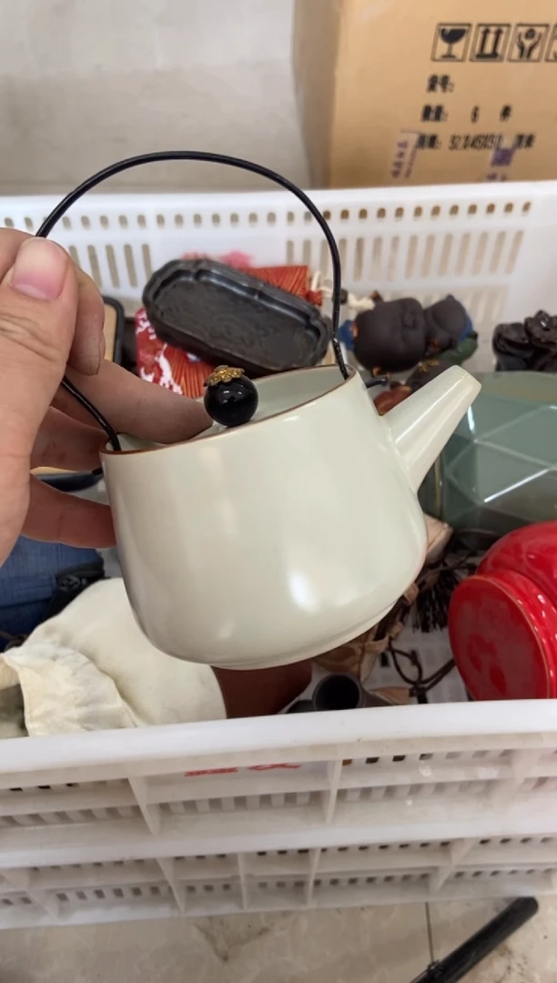 摆件摄影的产品有使用过的痕迹有点脏介意勿拍