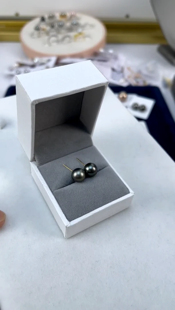 【闪购商品】海水珍珠耳钉18K金镶嵌8-9mm