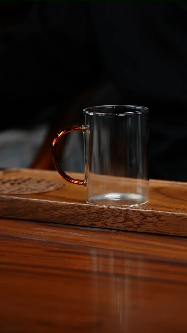 【闪购商品】个人绿茶杯唬迫色300毫升