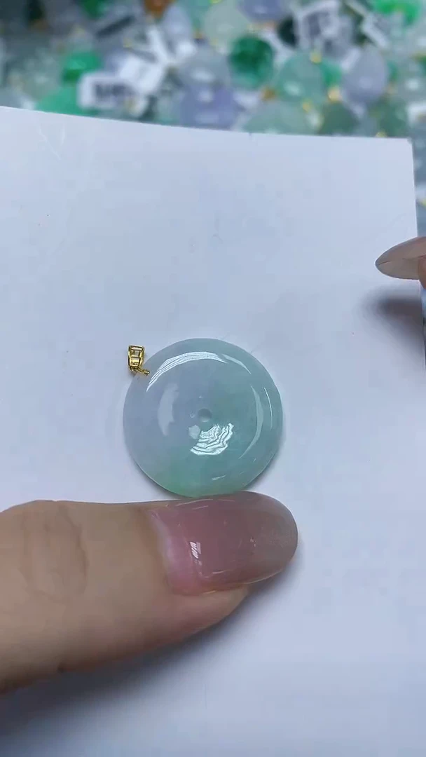 翡翠18K金镶嵌颈饰天然缅甸翡翠A货