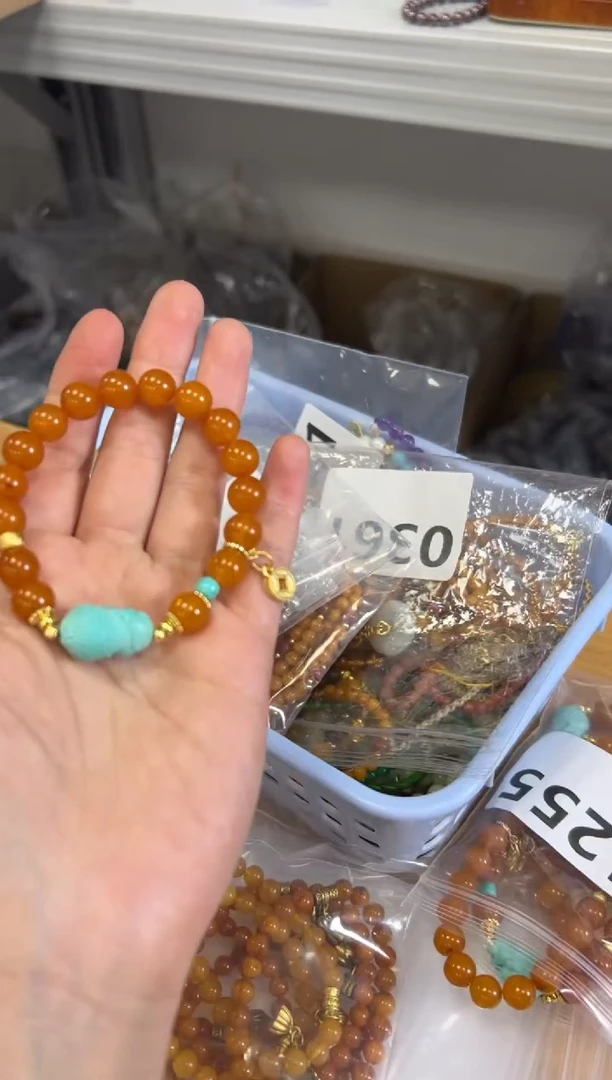 未镶嵌蜜蜡手链孤品鸡油红蜜蜡宝宝佛款手链[1606]